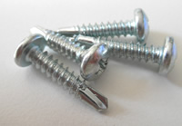 4 zelfborende schroeven